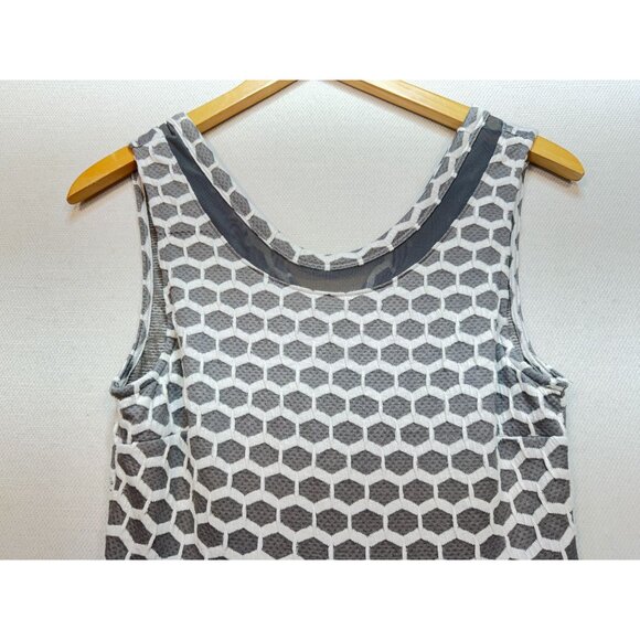 Pixley Women's Textured A-Line Midi Dress Size M Gray White Geometric Sleeveless - Picture 6 of 12